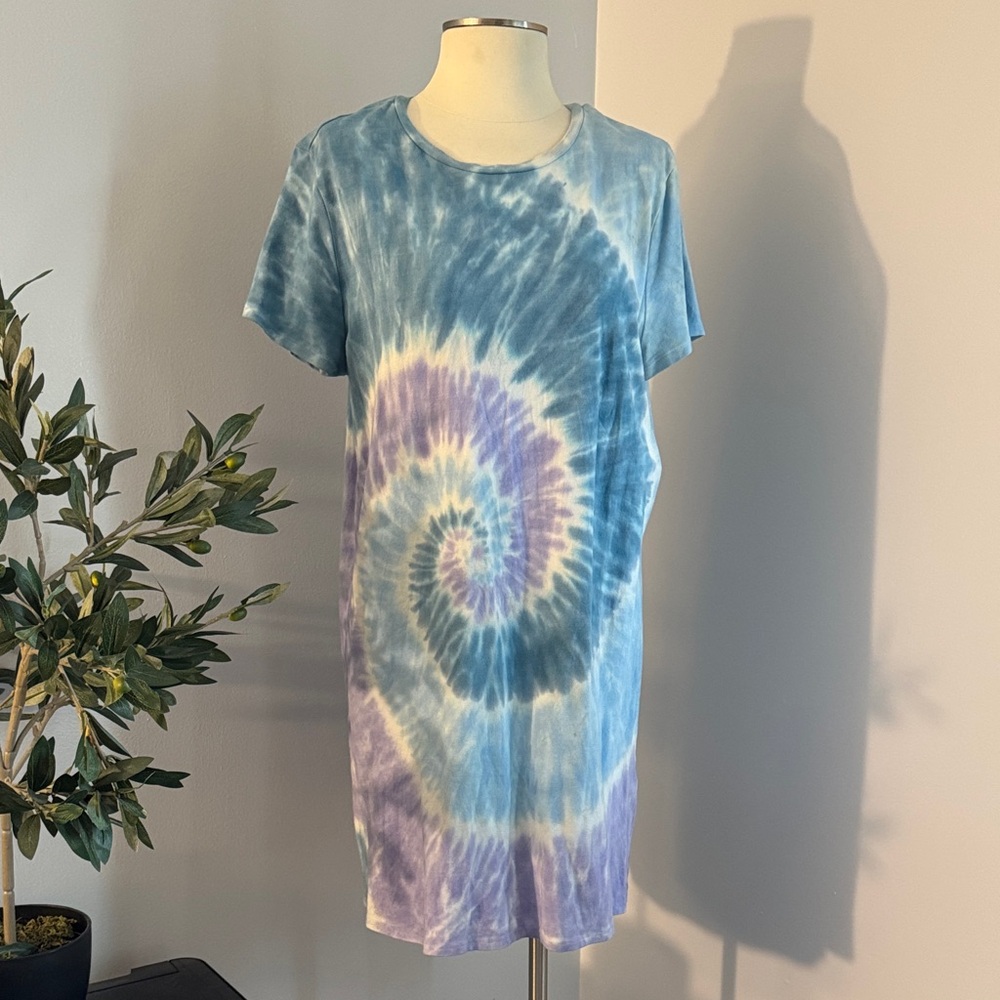 Forever 21 T-Shirt Dress